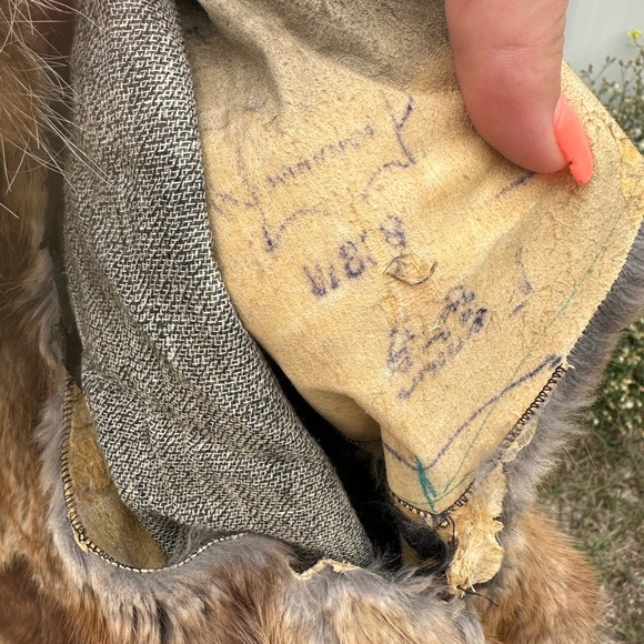 Real fur jacket with hood - Picture 6 of 13